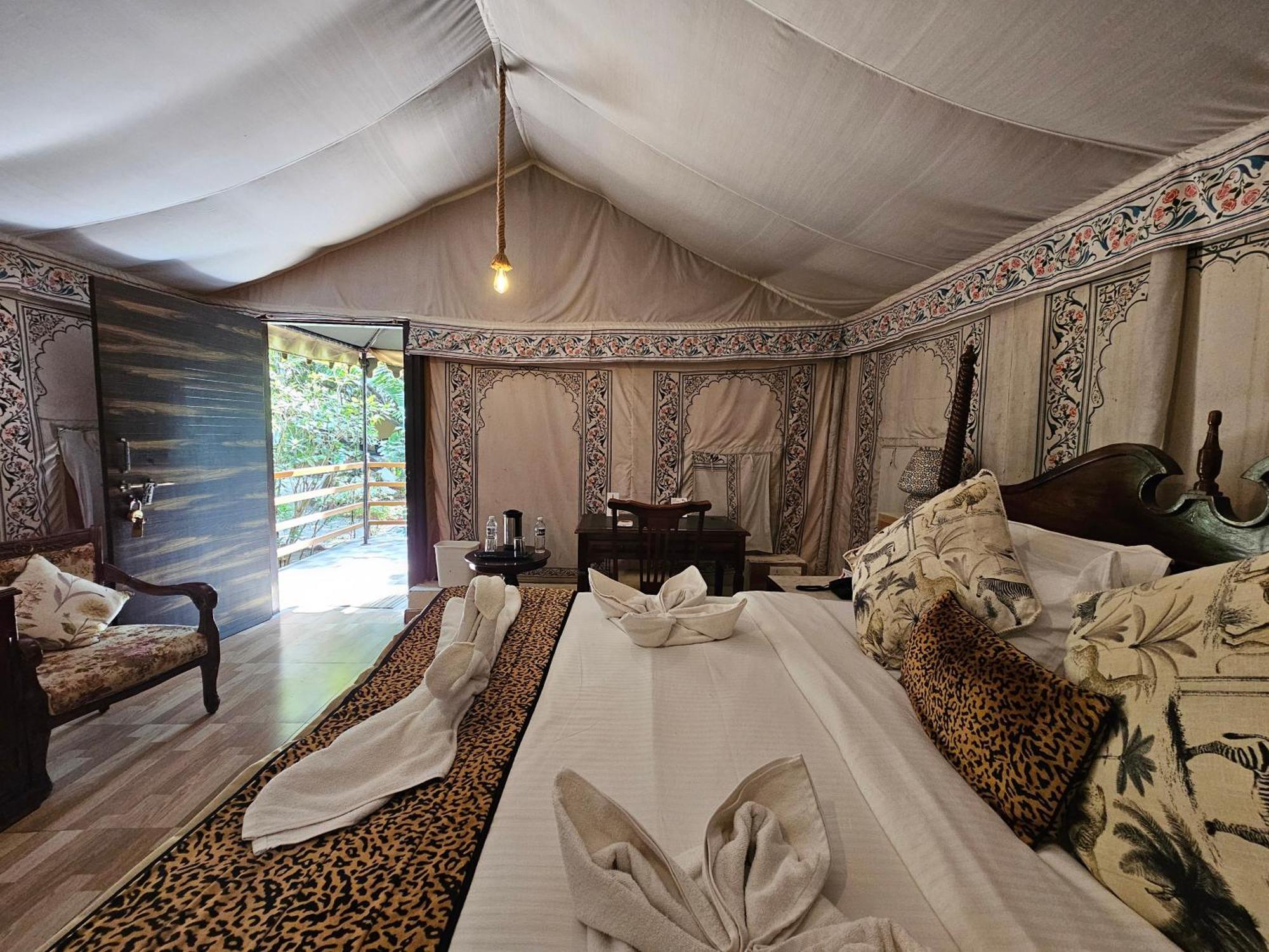 Gir Lion Safari Camp, Sasan Gir Otel Sodaori Dış mekan fotoğraf